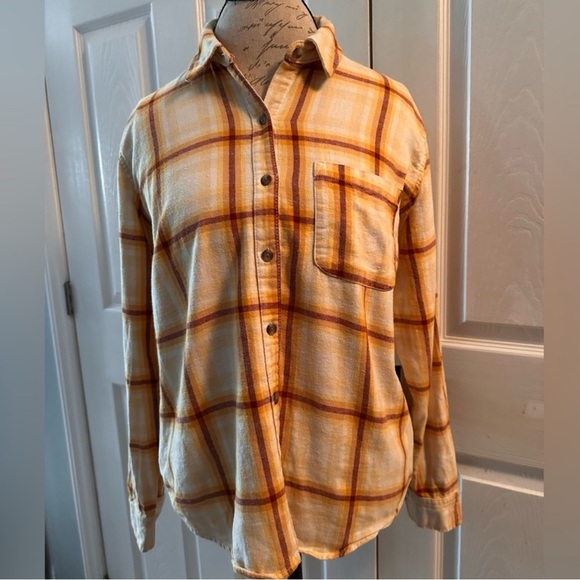 Universal Thread Button Down Shirt Size - Picture 1 of 6